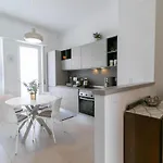 Mountain View Centro Apartman Lecco