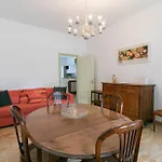 Mountain View Centro Apartman *