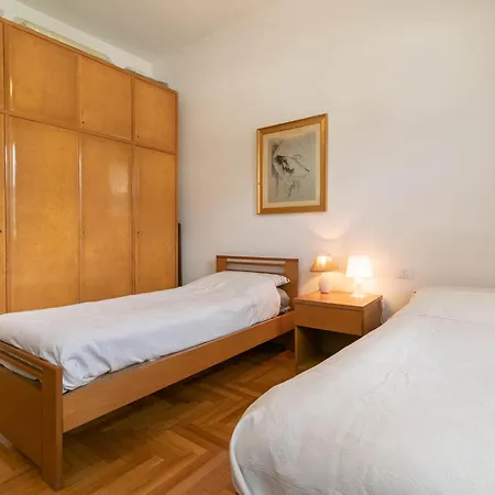 Apartament Mountain View Centro Lecco